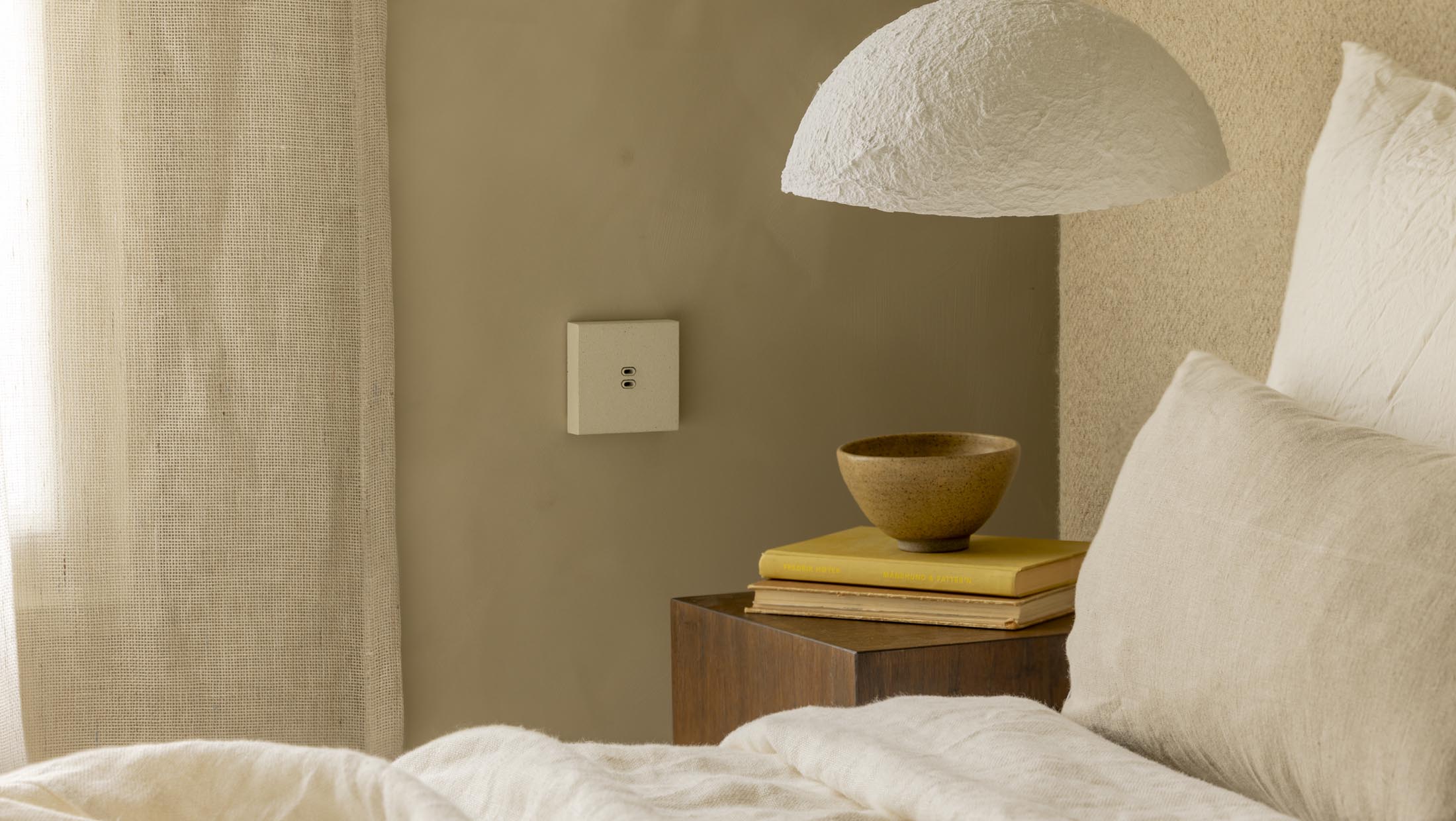 KLOSS USB C+C Kvadrat - Hvit Betong